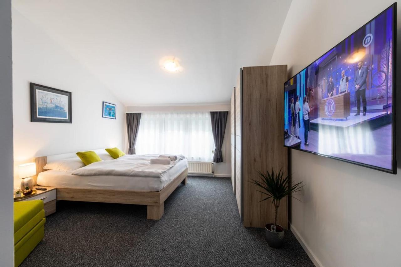 Four Roses Bed and Breakfast Zagreb Exteriör bild